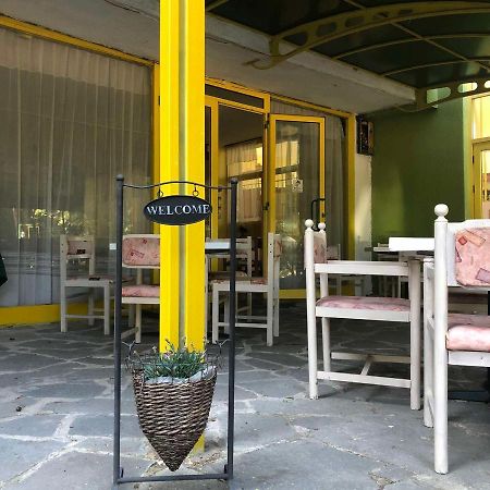 Sunny Varshava Hotel 골든샌드 외부 사진