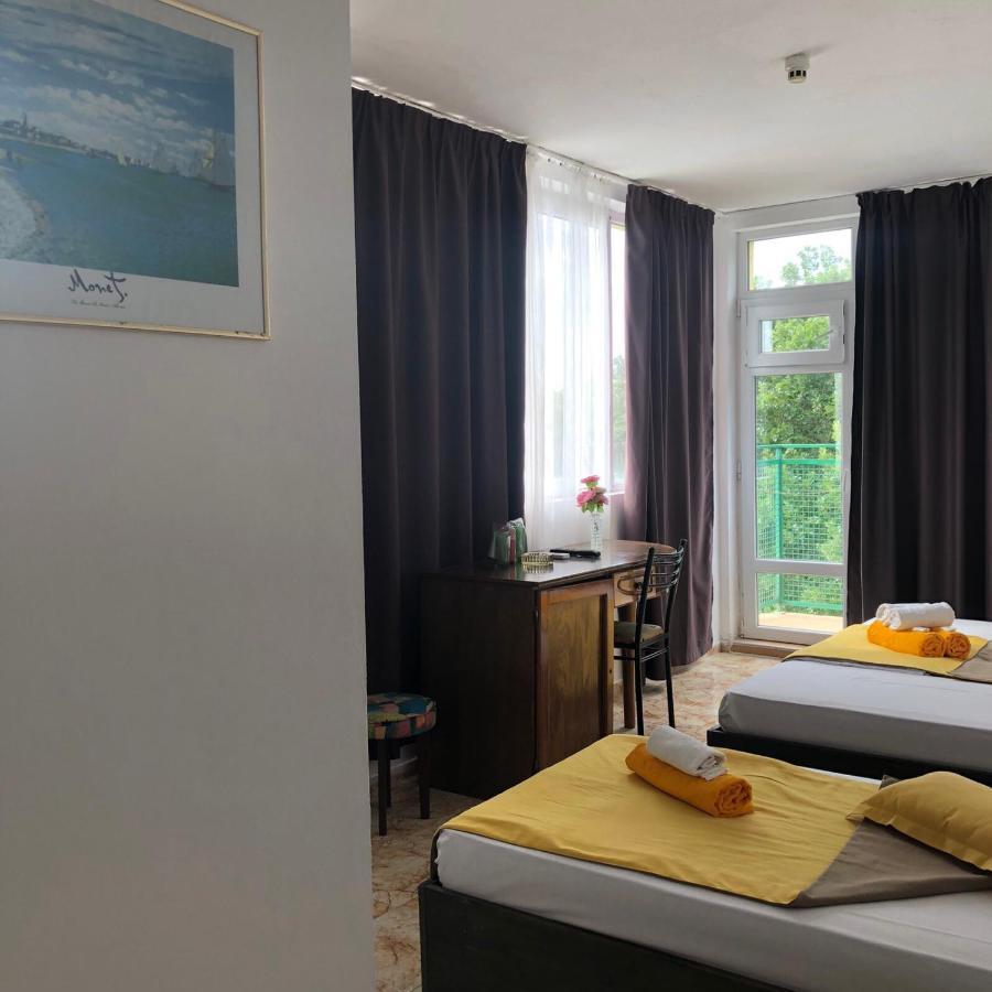 Sunny Varshava Hotel 골든샌드 외부 사진